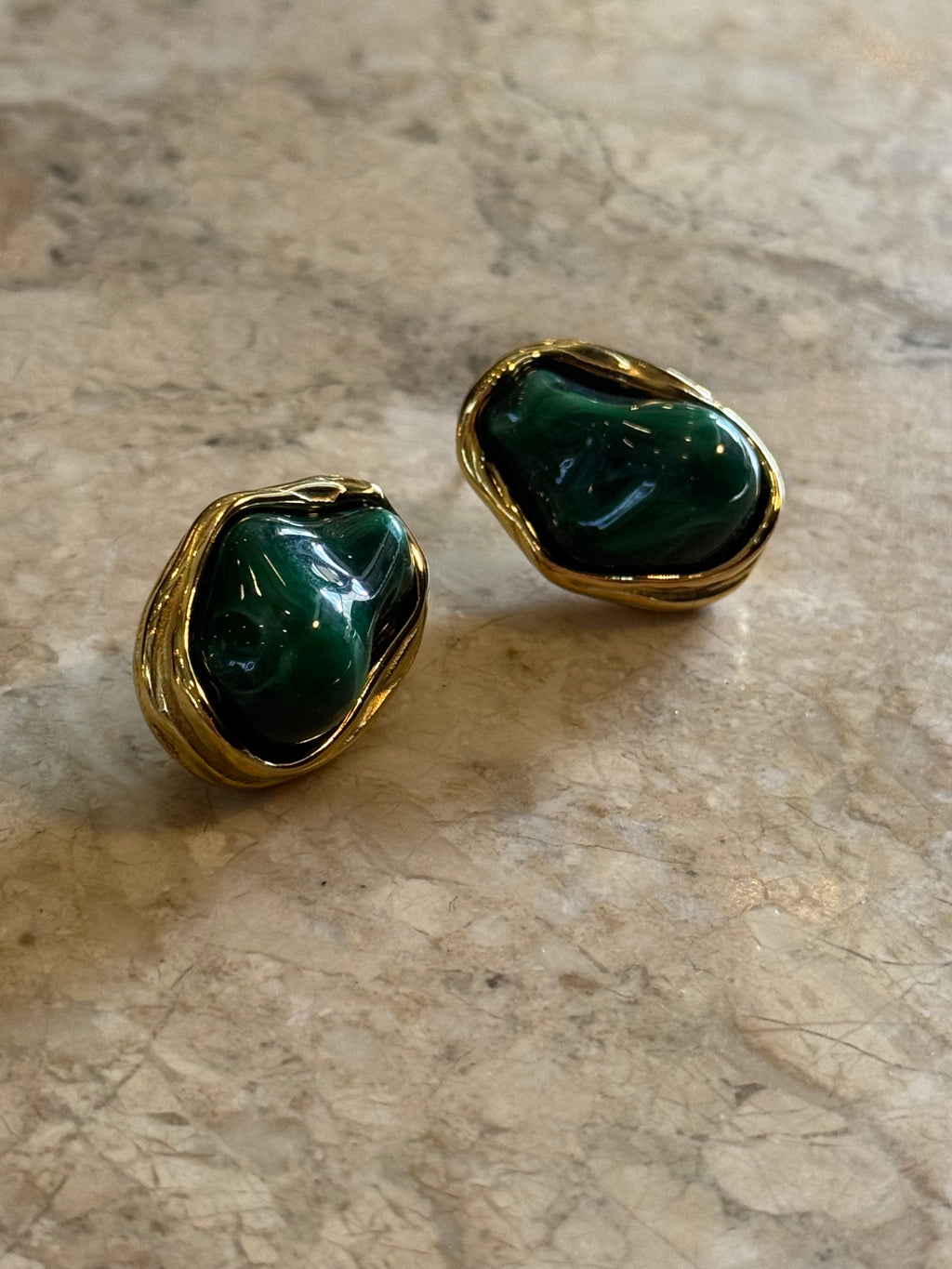 Boucle d’oreille Pure vert émeraude