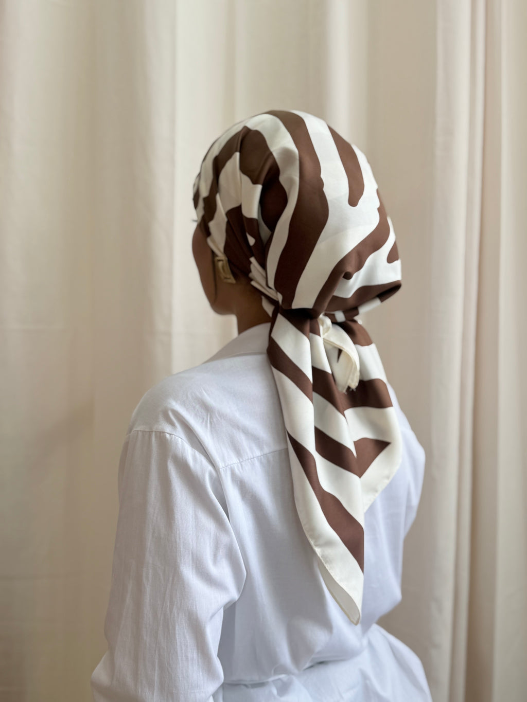 Petit carré Zébré blanc