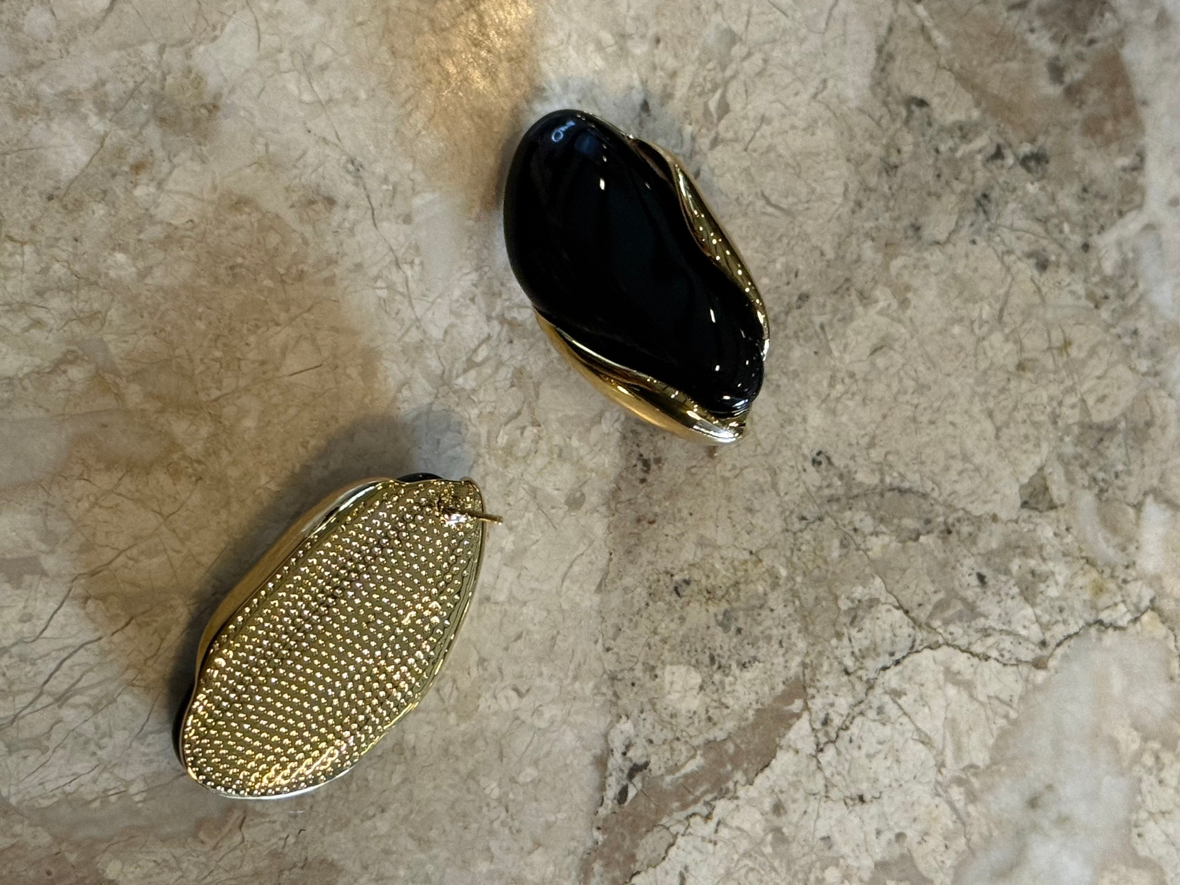 Boucle d’oreille Pure noir