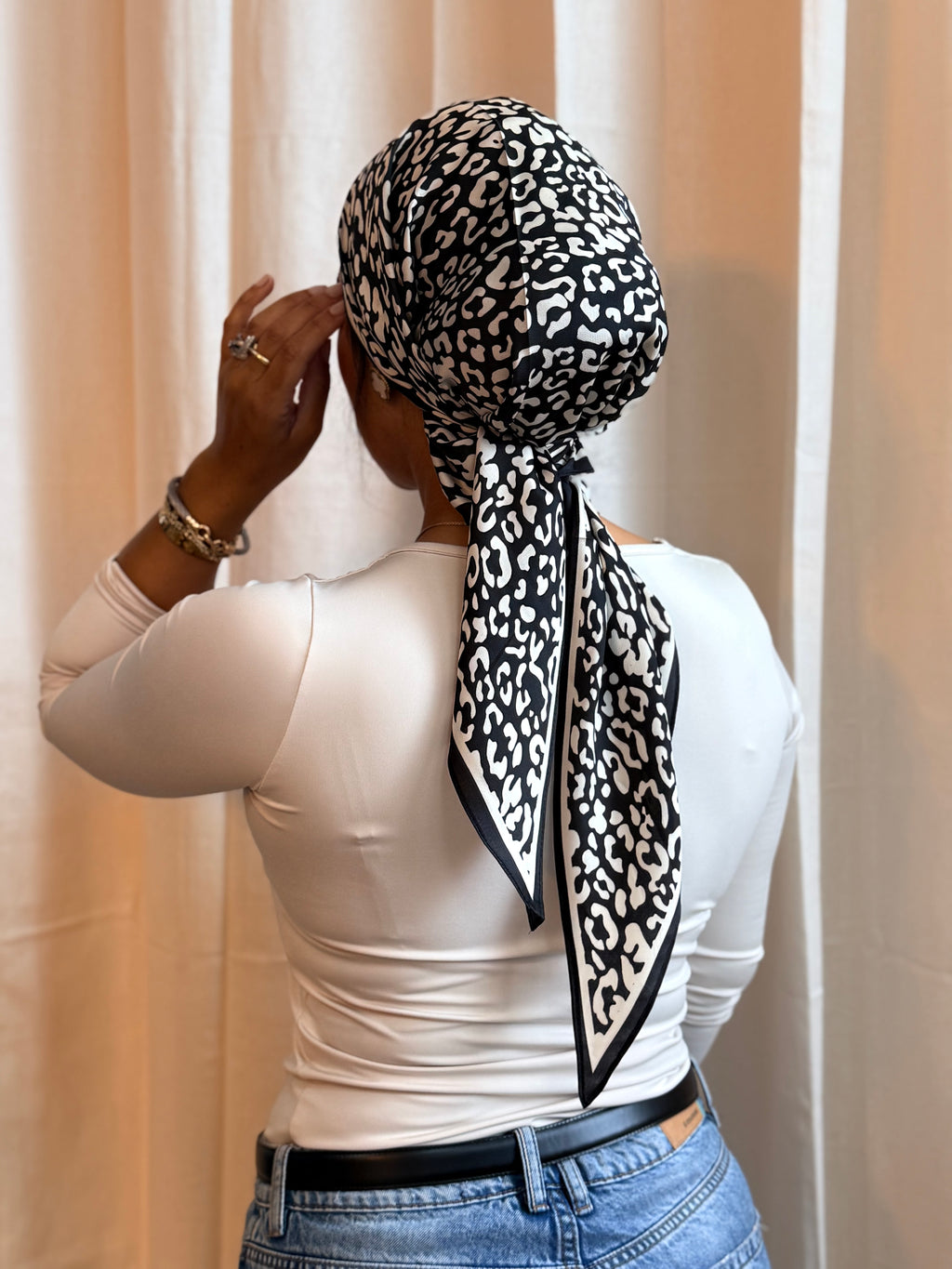 Foulard triangle Elya noir