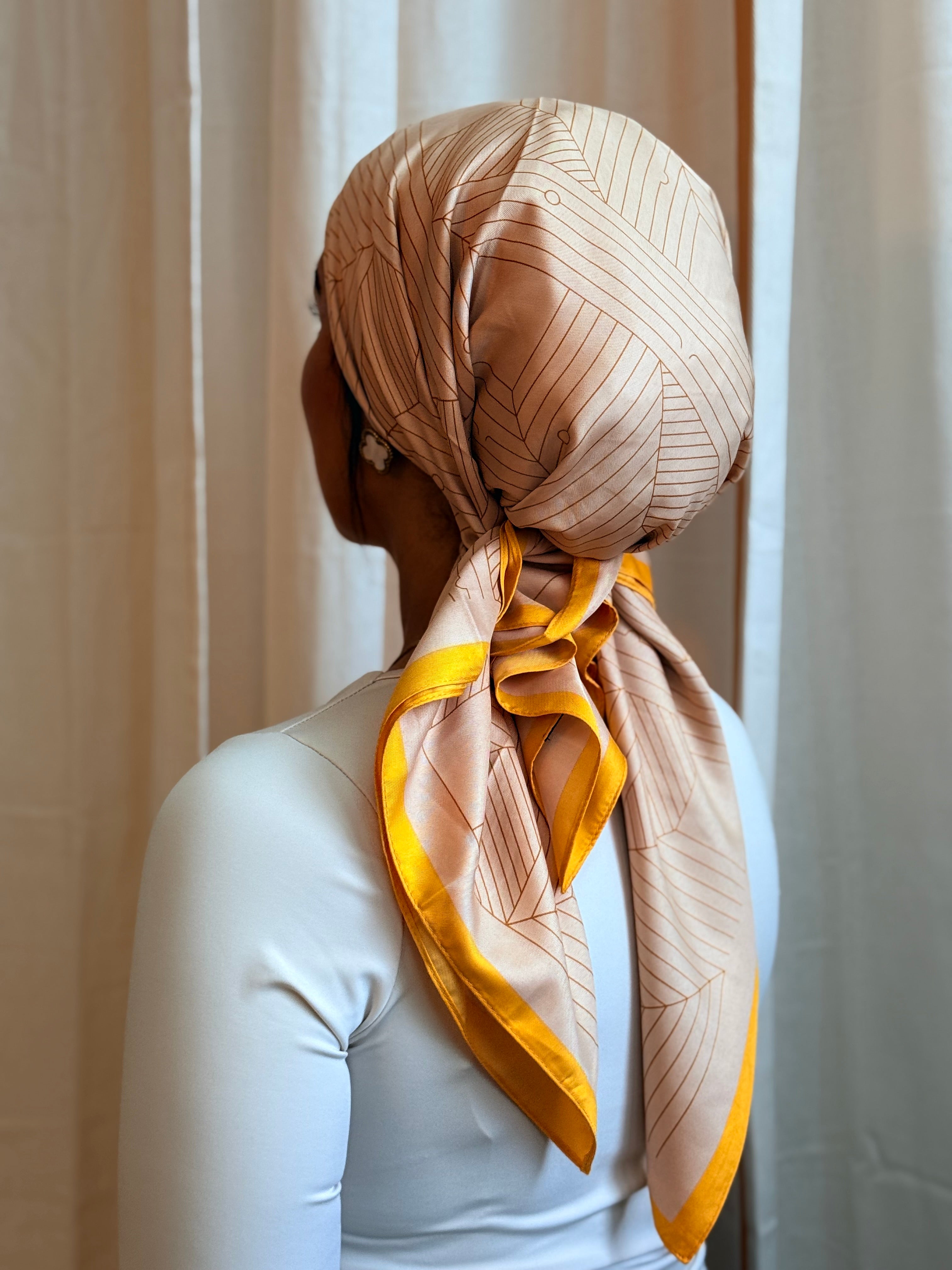 Petit carré Cassy jaune