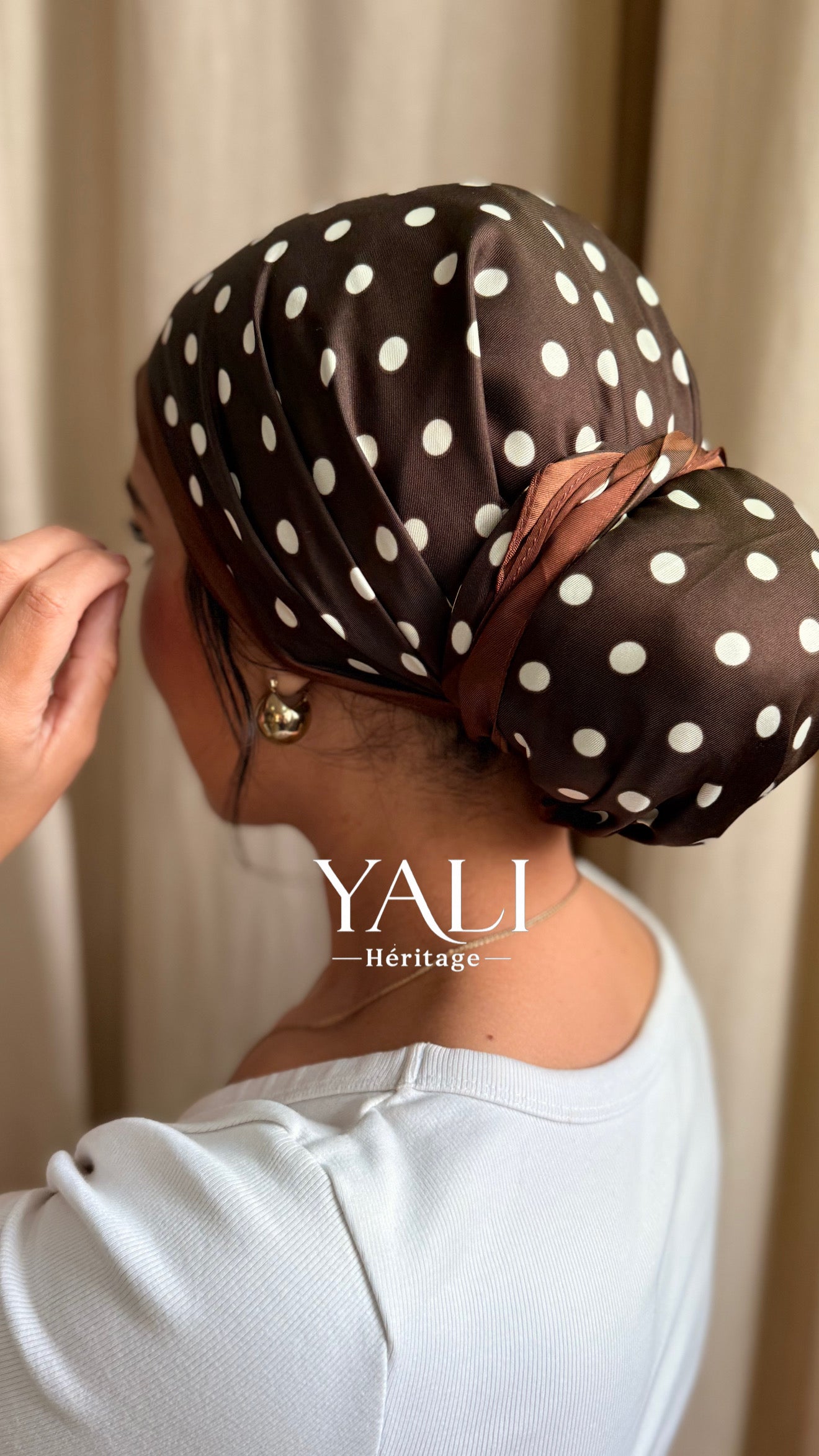 Foulard triangle pois chocolat