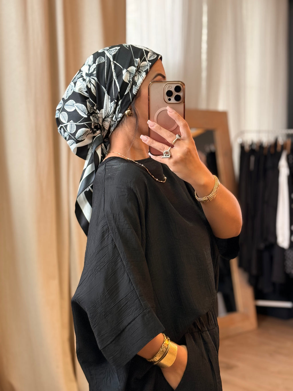 Petit carré Keysha noir